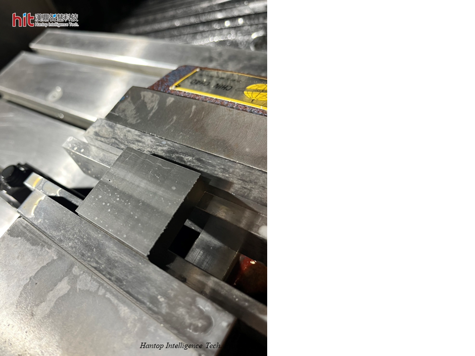 ultrasonic-assisted bottom milling on D2/X165CrMoV12 tool steel workpiece